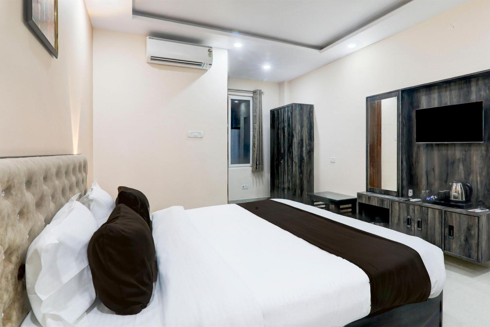 فندق Super Townhouse Gls International لاكناو المظهر الخارجي الصورة