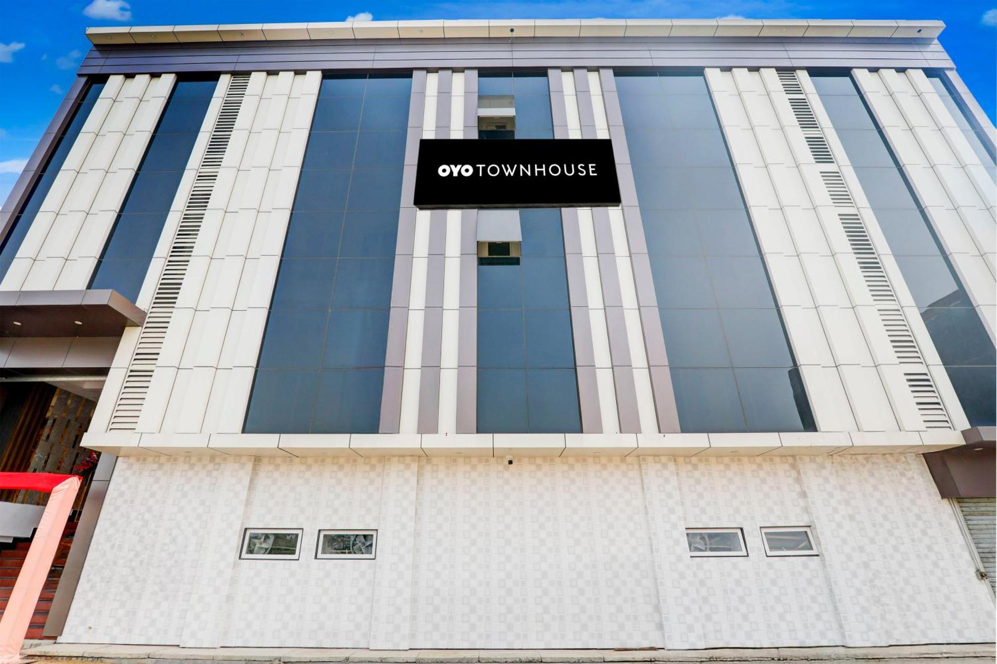 فندق Super Townhouse Gls International لاكناو المظهر الخارجي الصورة